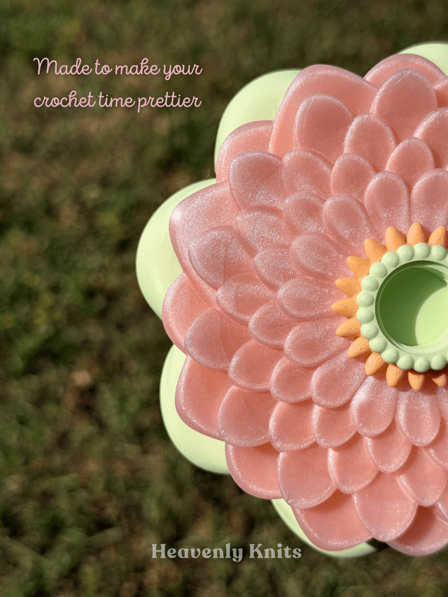 Pearlescent blush flower yarn spinner