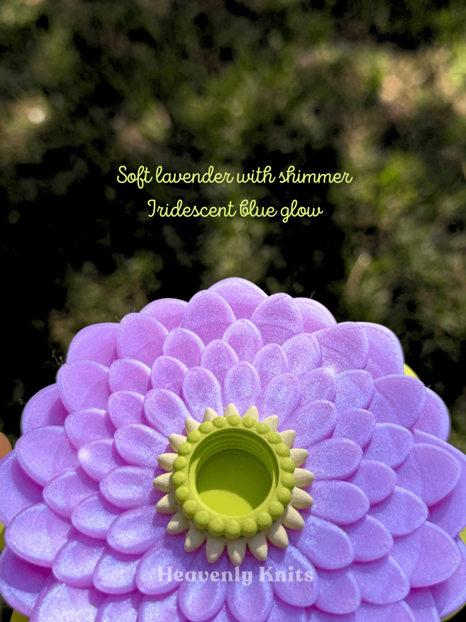 Pearlescent lavender flower yarn spinner